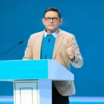 Социальные сети превратились в политический инструмент — депутат Пономарев