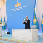 Президент принял участие в торжественном мероприятии, посвященном принятию Конституции