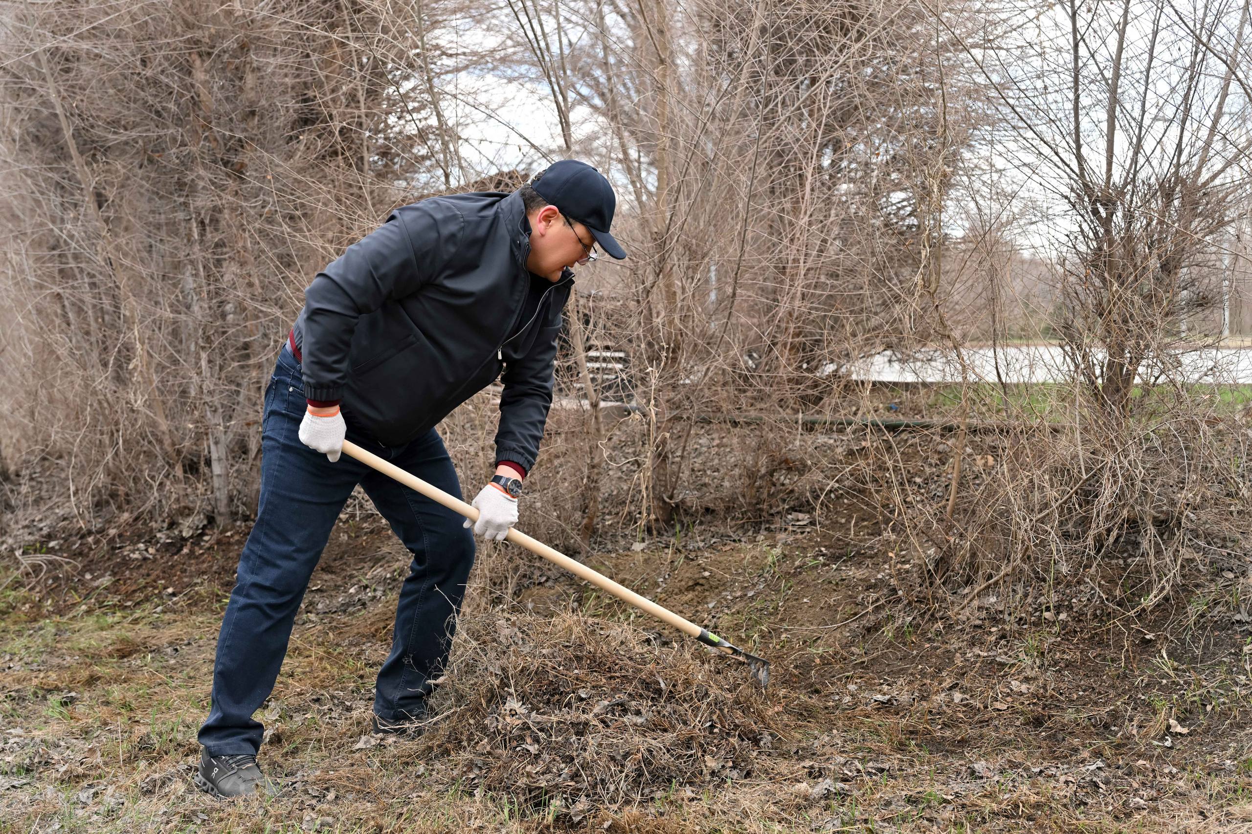 Абай облысының әкімі жалпы өңірлік сенбілікке қатысты
